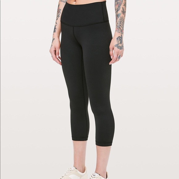lululemon athletica Pants - Lululemon Wunder Under Crop